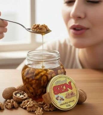 oříškový vlašský ochutnávka min